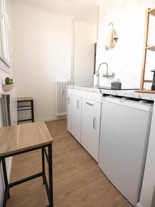 / 15min De La Apartment *