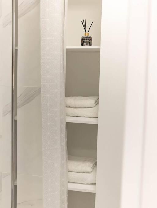 Apartment / 15min De La *